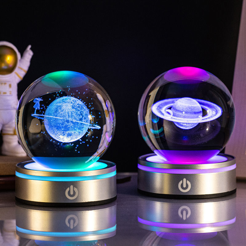 3D Luminous Crystal Ball